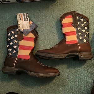 Leather women’s cowboy boot. Size 10